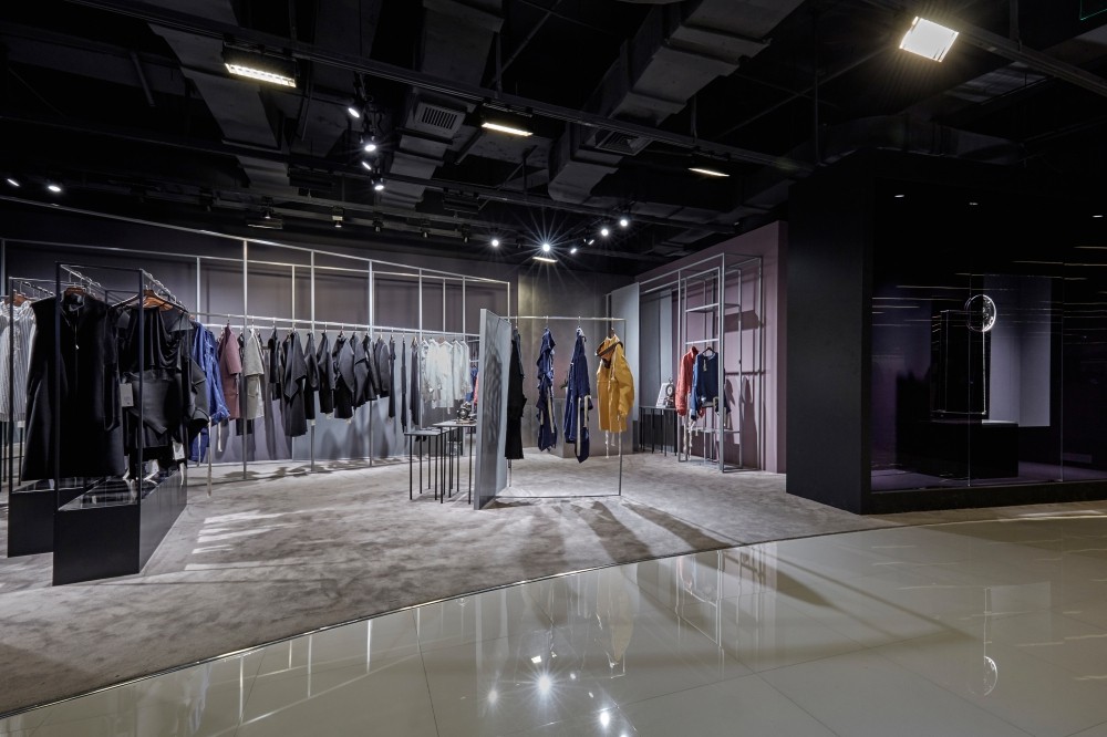 49㎡上海芮欧百货 jarel zhang 店铺 | sò studio