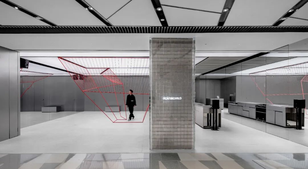 domani东仓建设roaringwild上海itc店