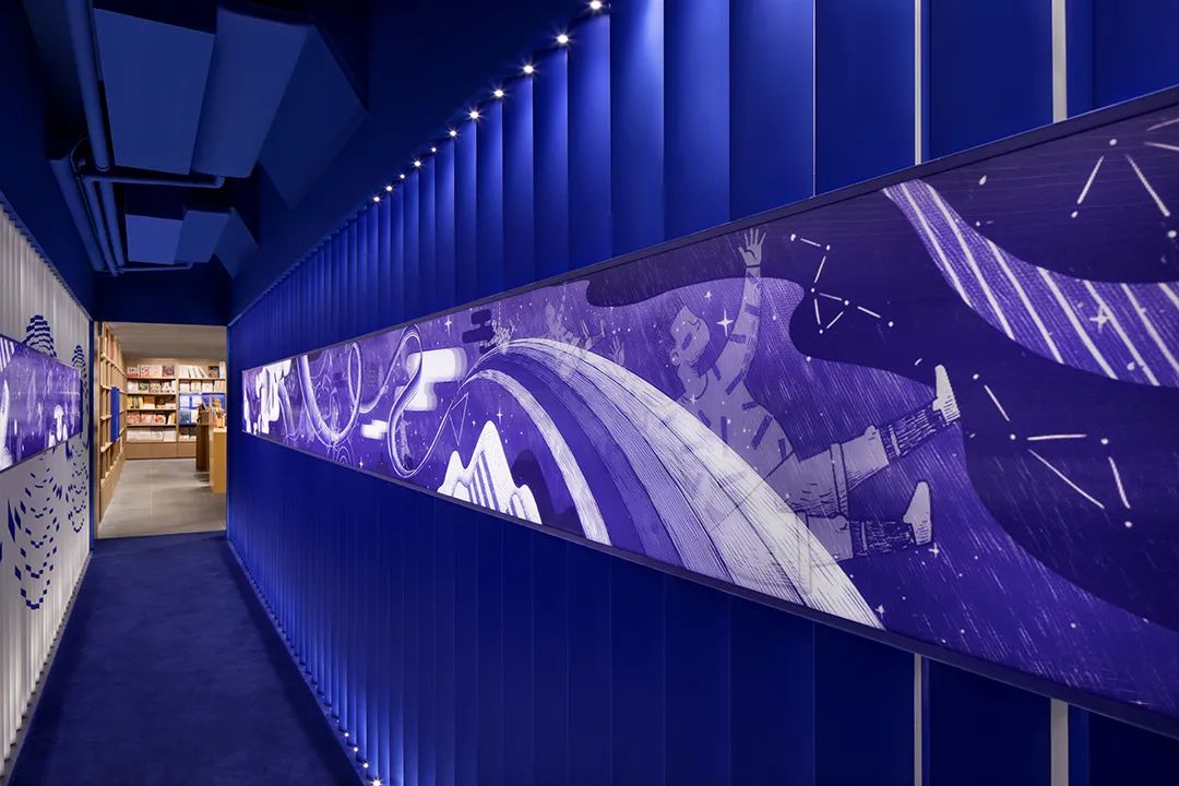 唐宁书店点亮一座城市的文化灯塔立品设计