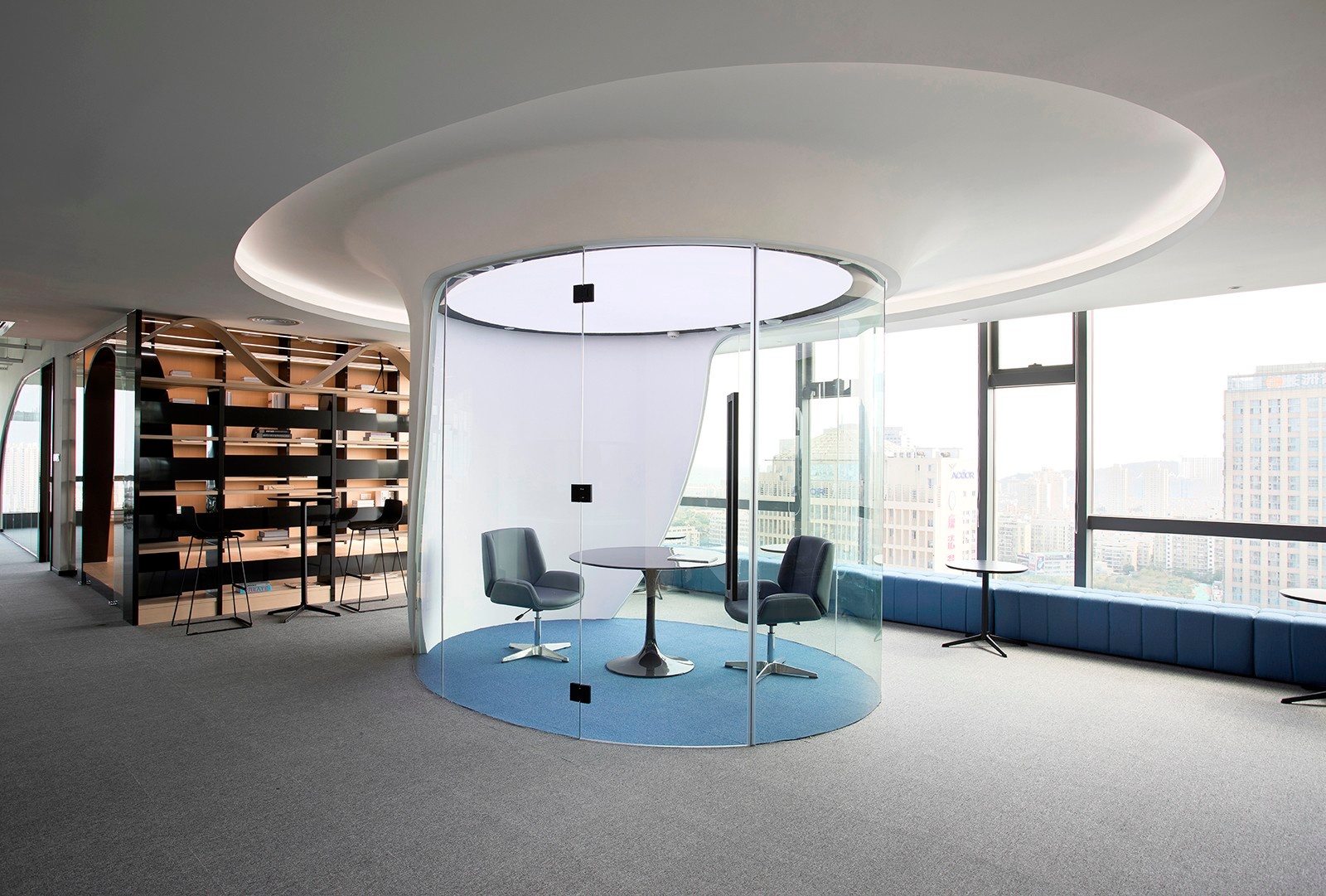 芮迪设计极简留白打造轻盈通透的活力空间