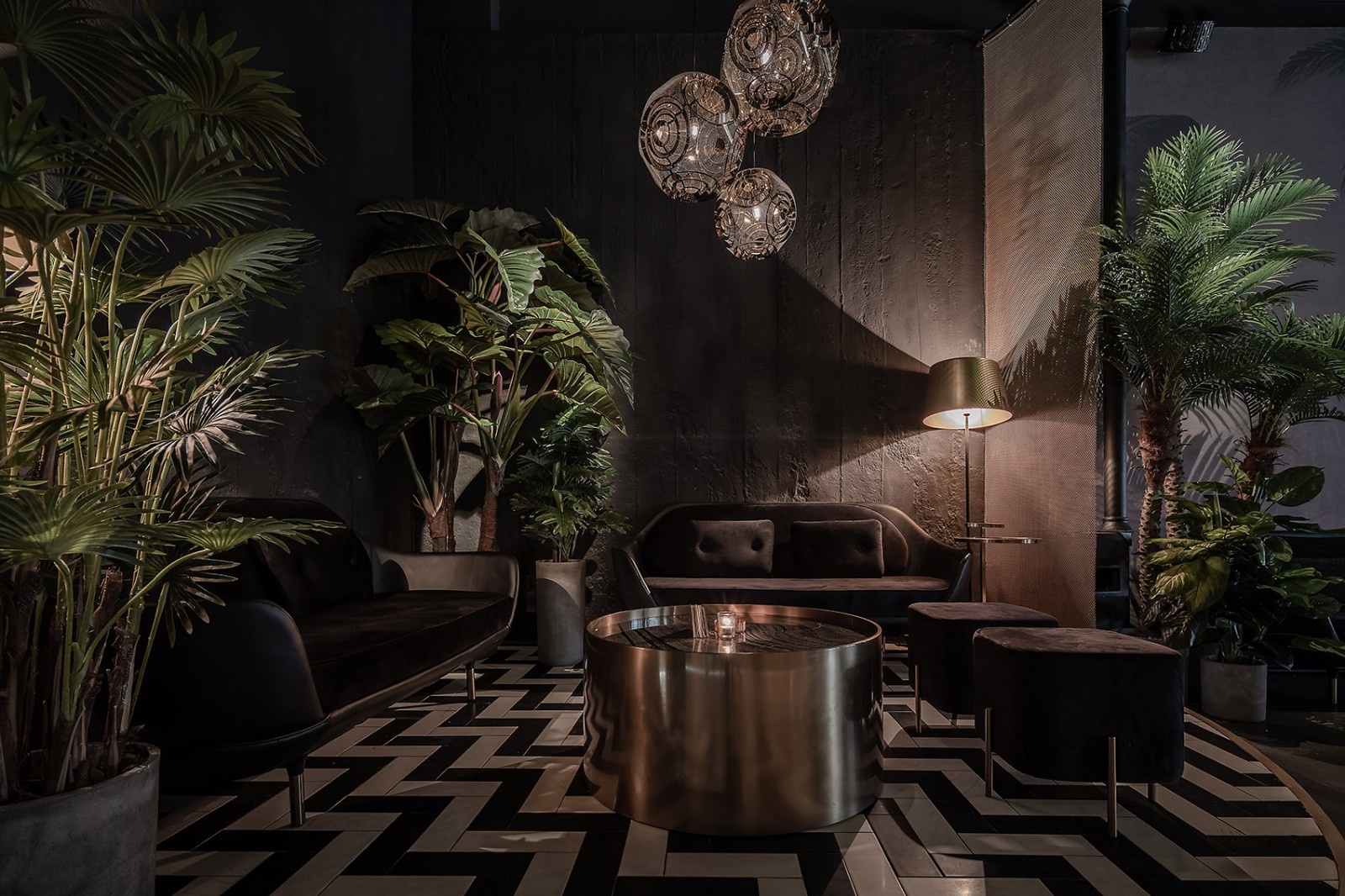 暗色系个性pluto酒吧 | 三厘社